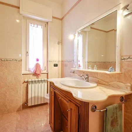 아파트 Attico Panoramico Vista Mare