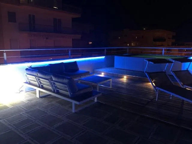 Attico Panoramico Vista Mare *